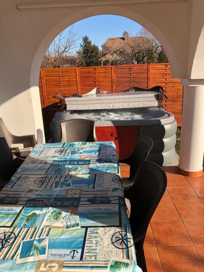 Tieff Apartmanhaz Balatonmariafuerdo Hullamtelep Balatonkeresztúr Екстериор снимка